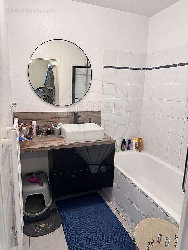 Appartement à PAREMPUYRE