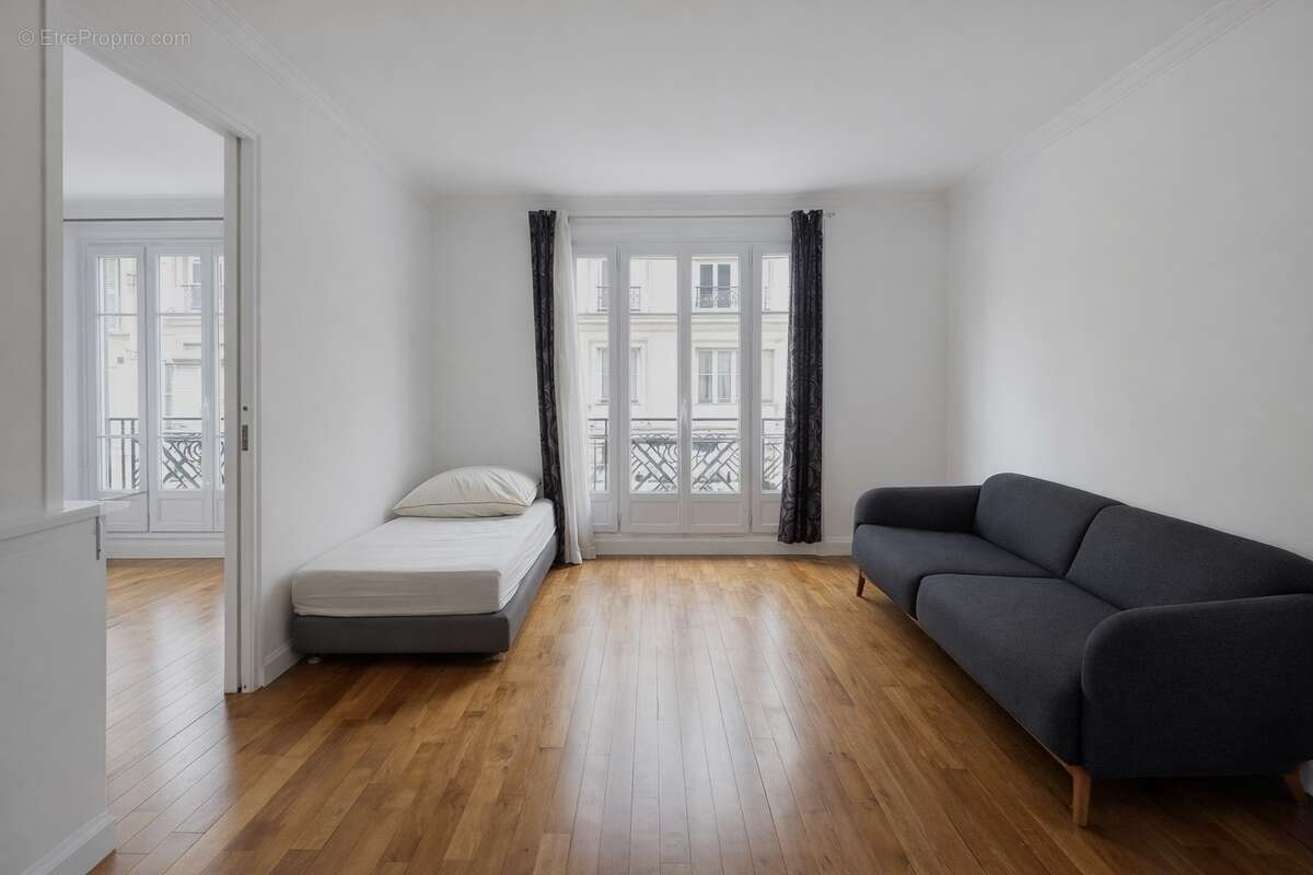 séjour  - Appartement à PARIS-18E