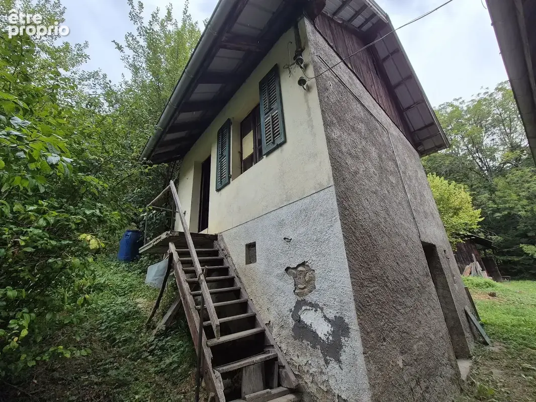 Bâtisse à rénover + maisonnette, 1484 m2 de terrain ! - photo 6