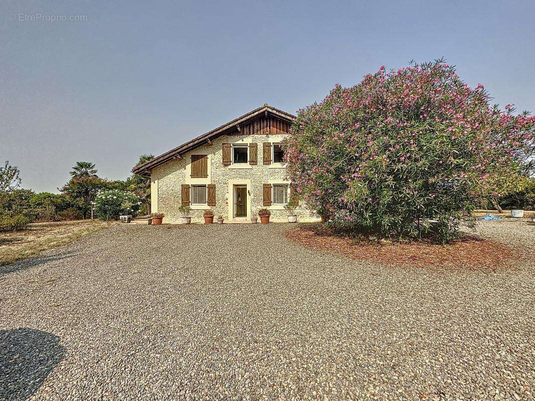 Maison à MONT-DE-MARSAN