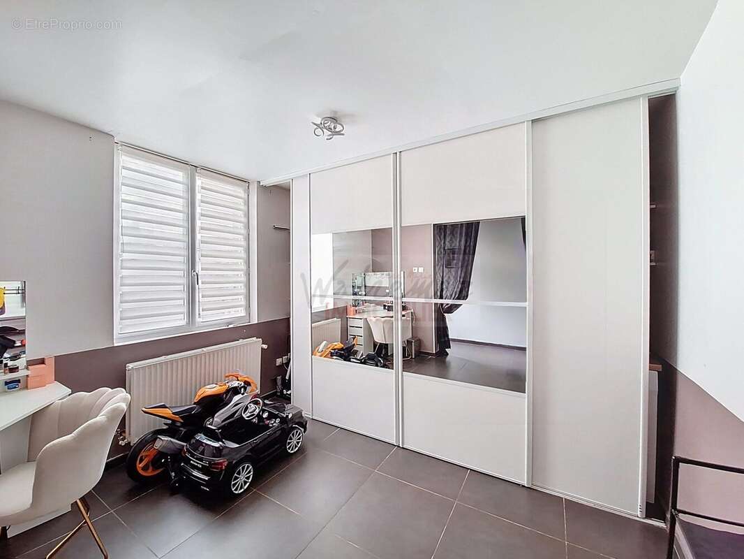 Maison à FRESNES-SUR-ESCAUT