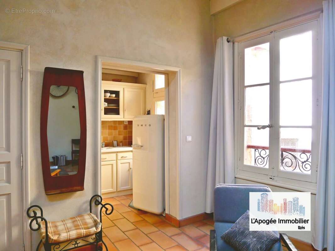 Appartement à UZES
