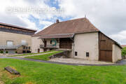 Appartement à ORCHAMPS-VENNES