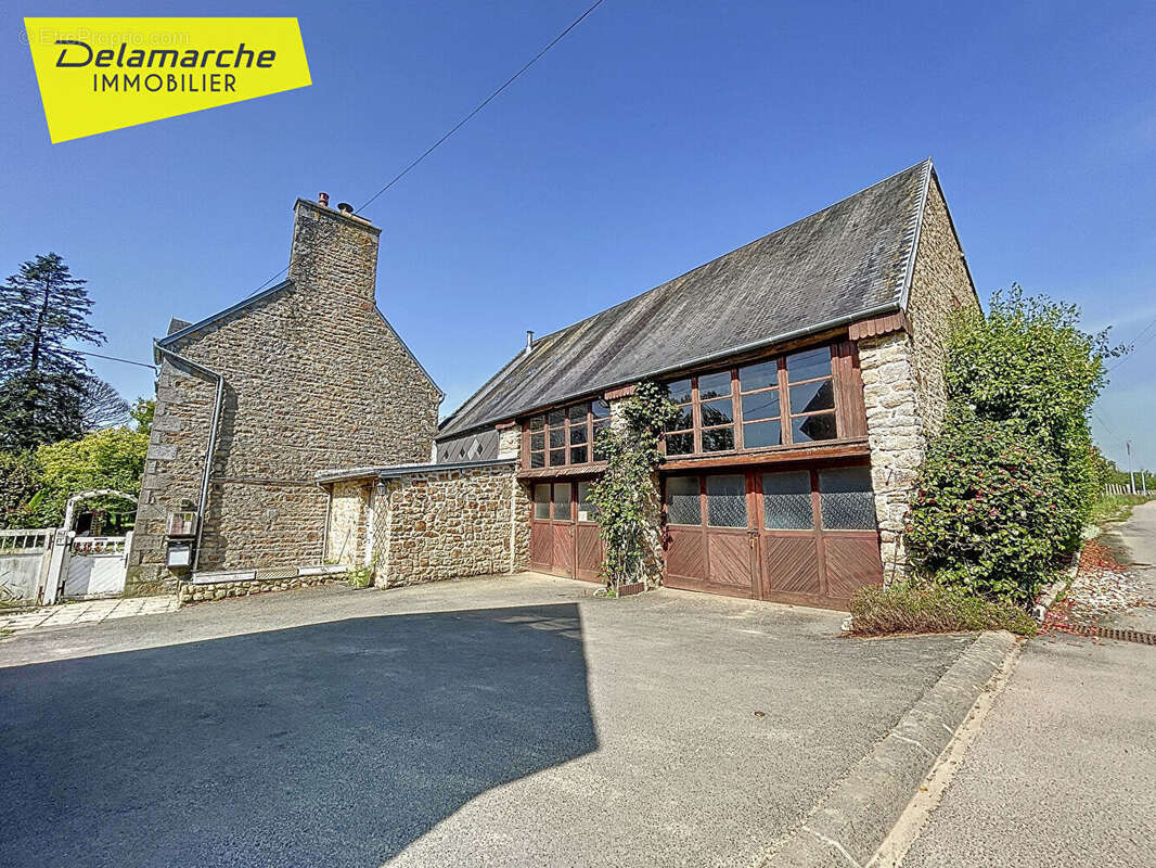 Maison à LA ROCHELLE-NORMANDE