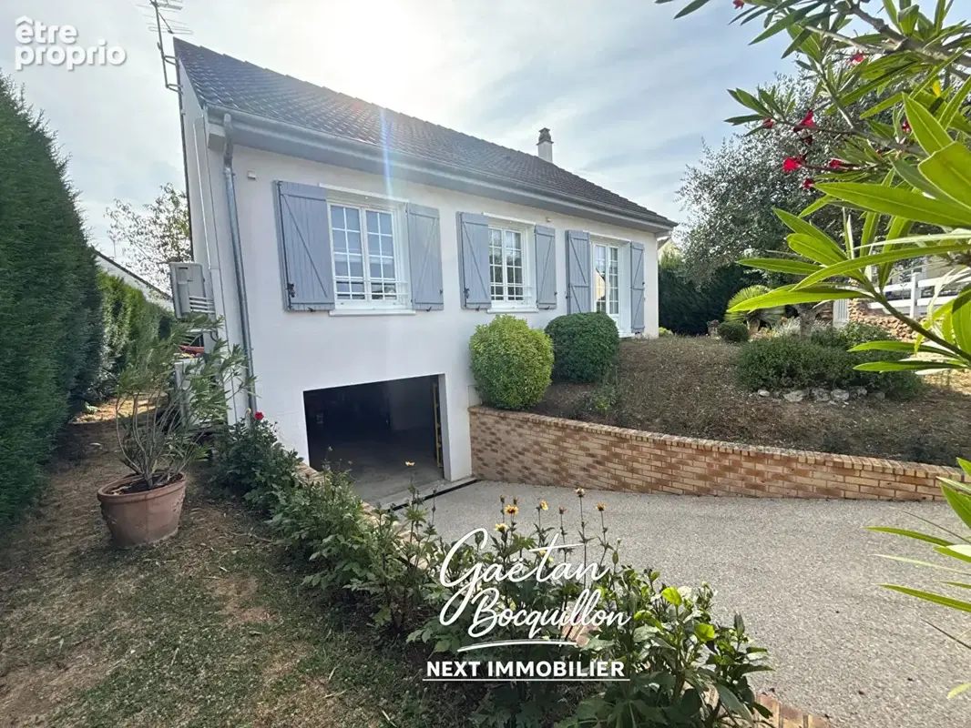 Maison de charme à vivable de plain-pied, sous-sol total et jardin sans vis-à-vis - photo 2