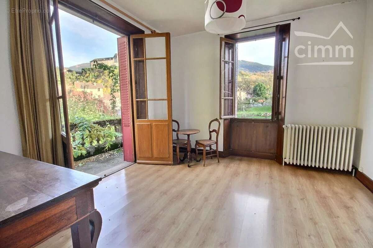 Maison à LA ROCHETTE