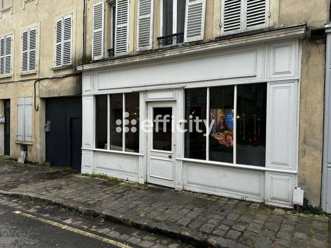 Commerce à LUZARCHES