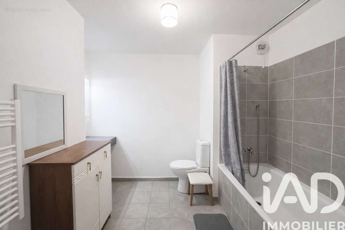 Photo 7 - Appartement à AUBERVILLIERS