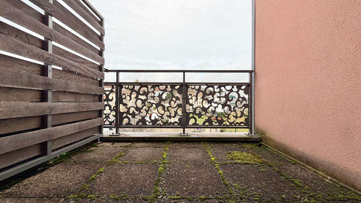 Appartement à CORBEIL-ESSONNES