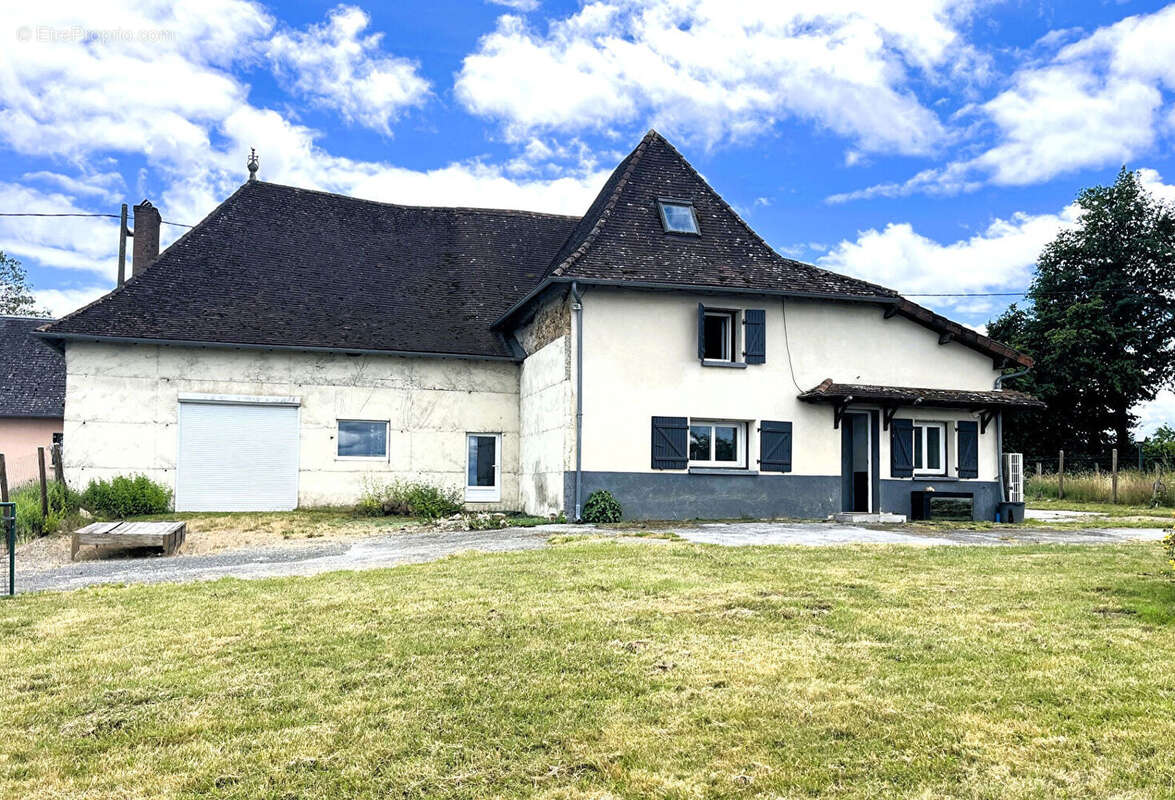 Maison à MASSERET