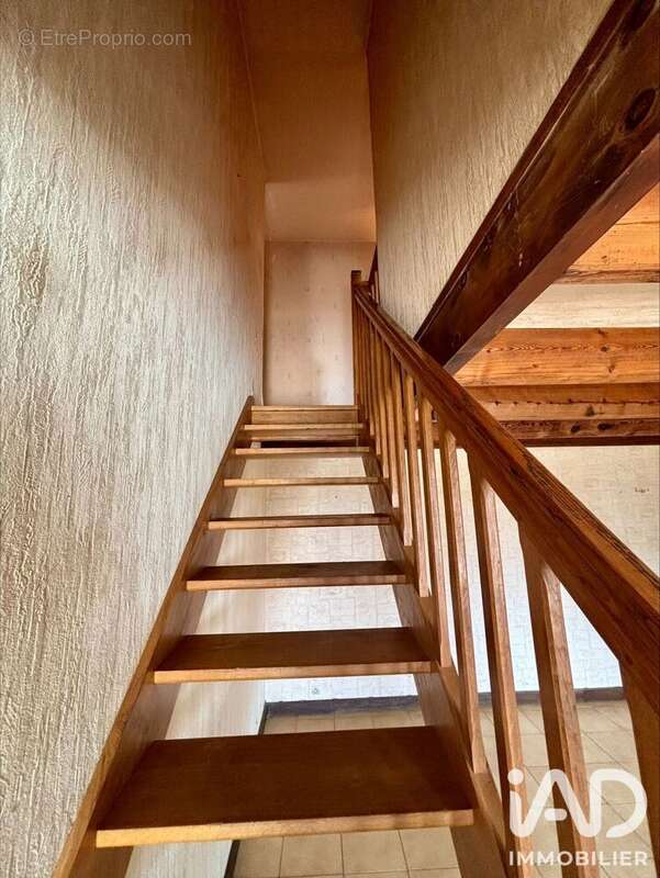 Maison 149 m² à Allonne  - photo 8