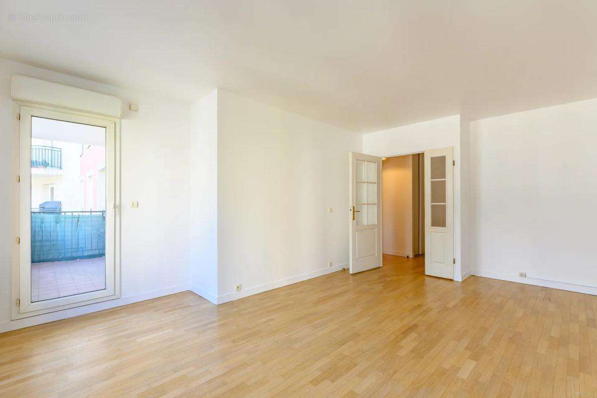 Appartement à NOGENT-SUR-MARNE