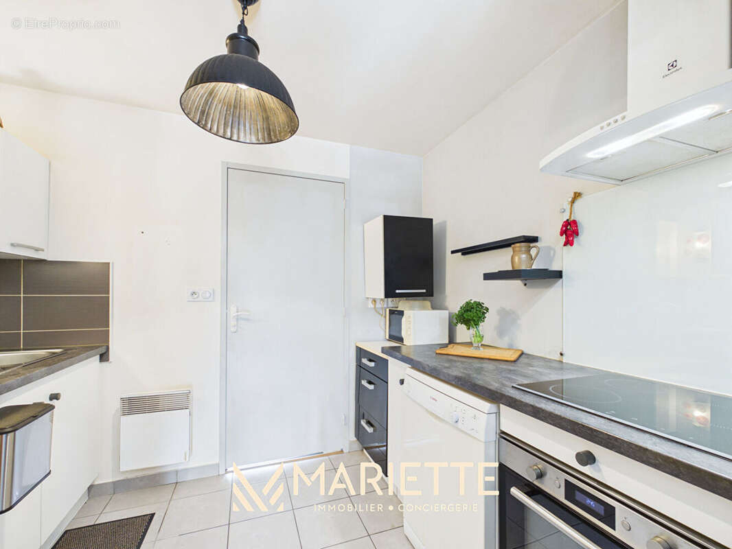 "LE TANDEM", Plein coeur de La Forêt-Fouesnant, ensemble immobilier de deux appartements - photo 6