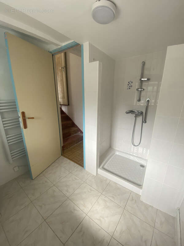 Maison à AILLIERES-BEAUVOIR