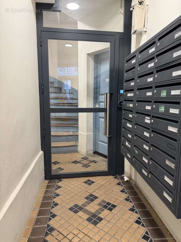 Appartement à PARIS-18E