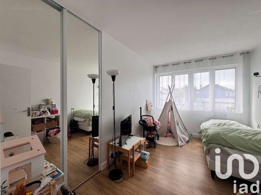 Photo 4 - Appartement à CHENNEVIERES-SUR-MARNE