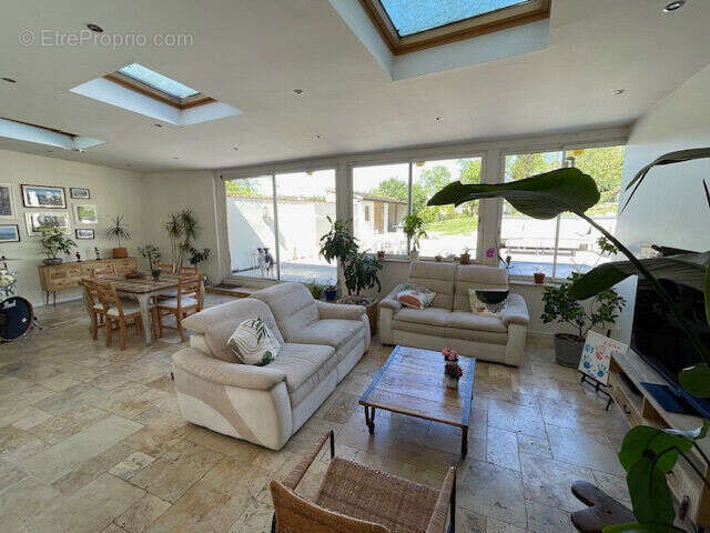 Photo 4 - Maison à MERY-SUR-MARNE