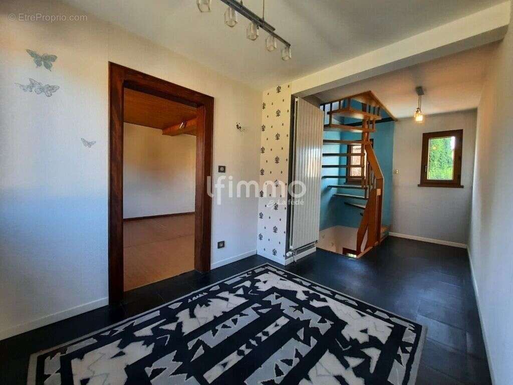 Chaleureuse maison 6p. de 117 m² env. (138 m² env. au sol) - photo 11
