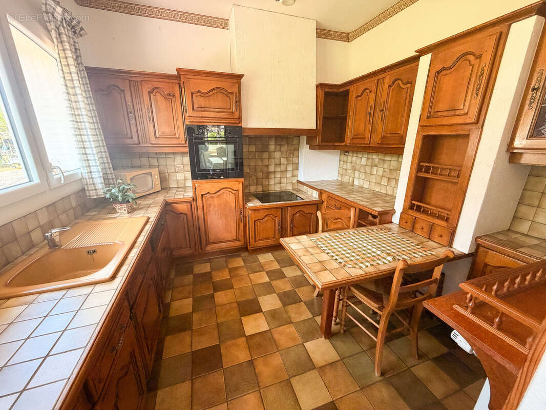 Maison à SAINT-ANDRE-DE-CUBZAC
