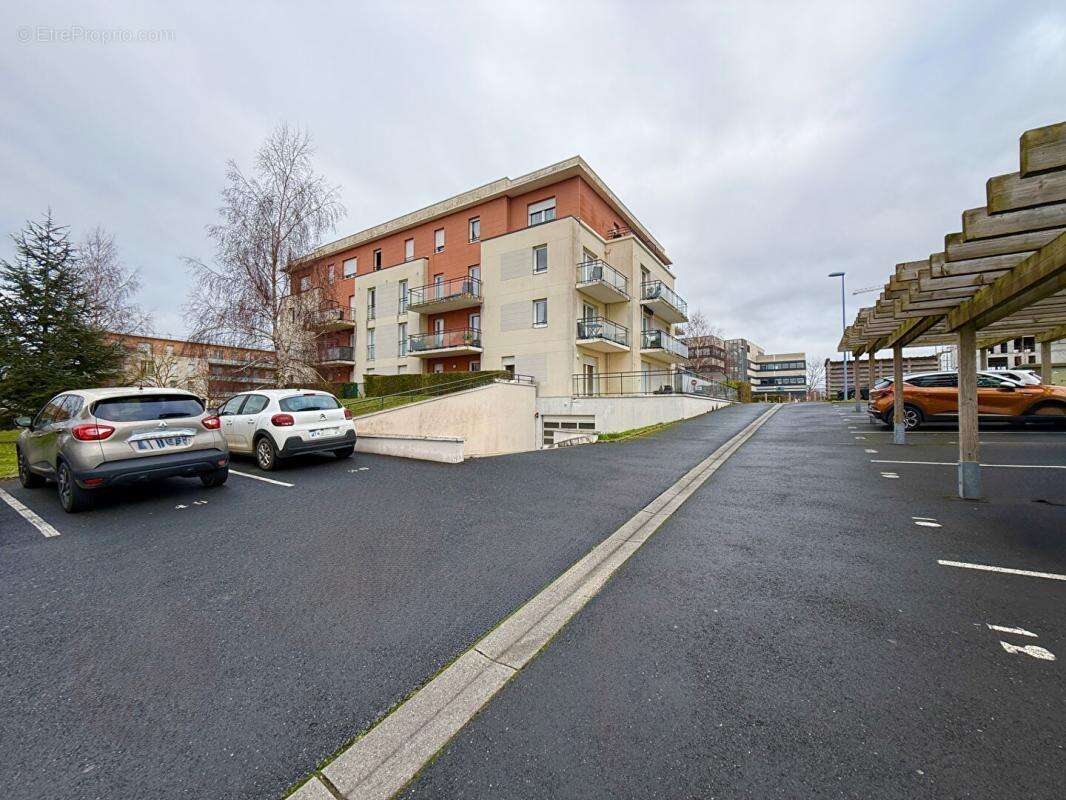 Appartement à FLEURY-SUR-ORNE
