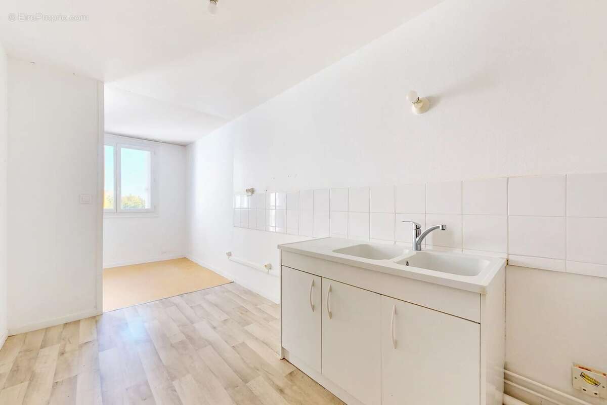 Appartement à COULOMMIERS