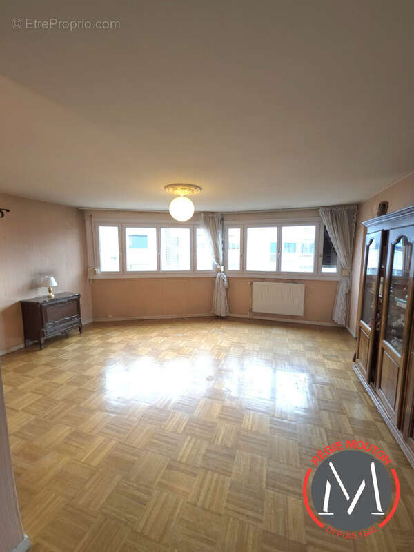 Appartement à LYON-3E