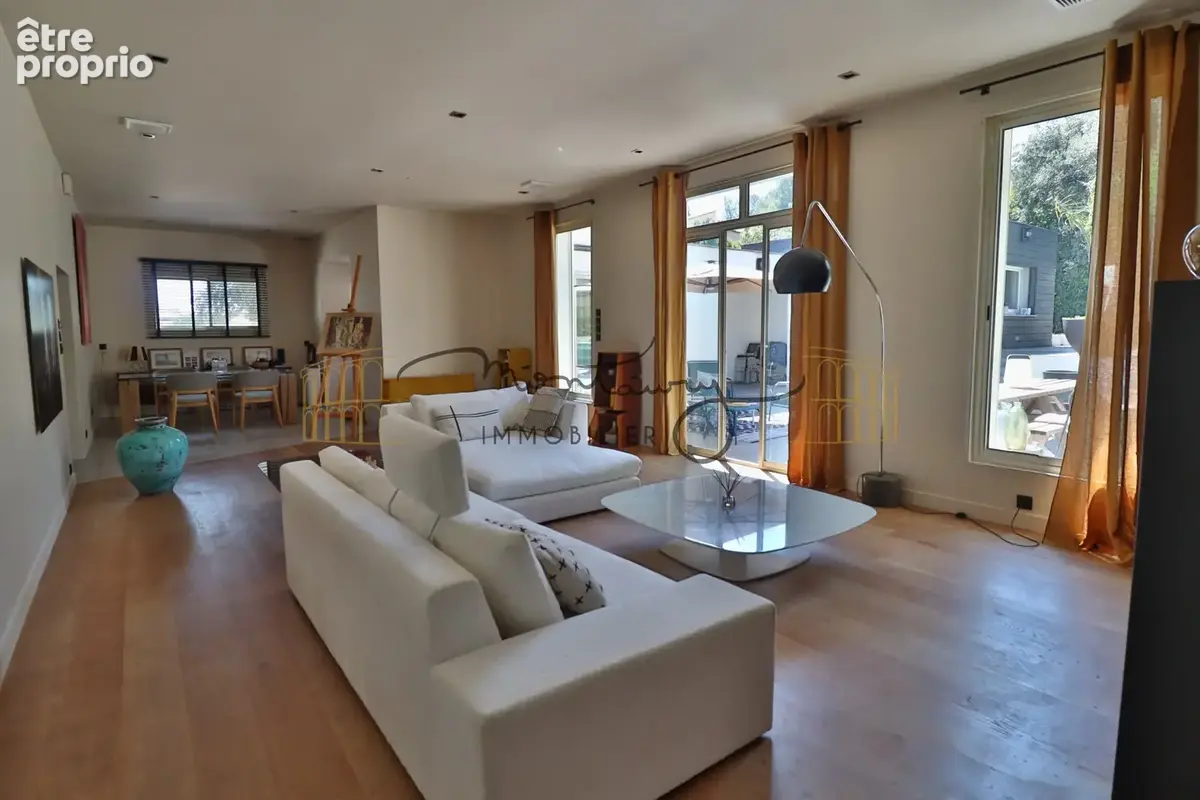 A vendre - villa  162 m2 - secteur vacquerolles - photo 6