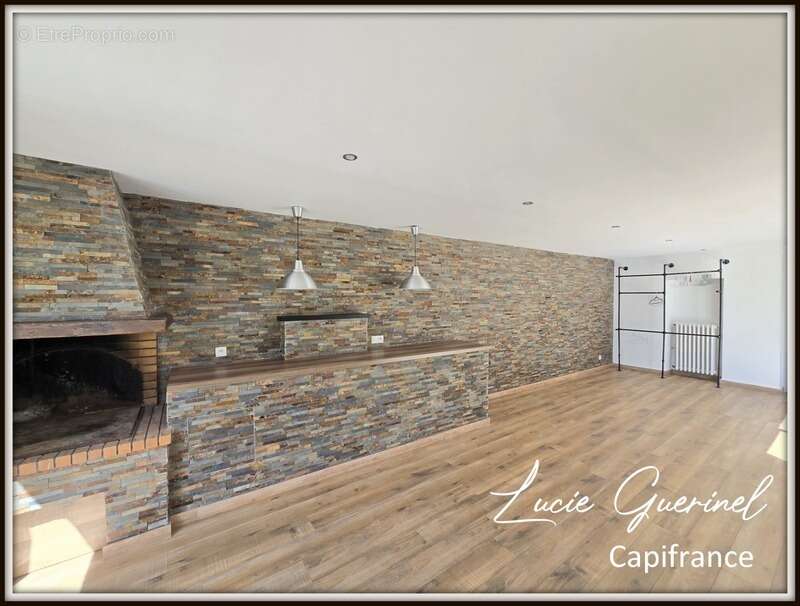 Maison à SAINT-JOACHIM