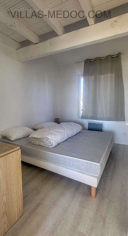 Appartement à VENDAYS-MONTALIVET