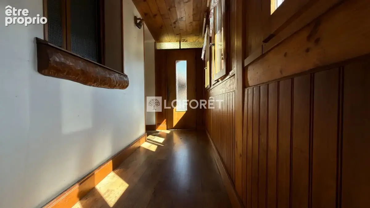 À vendre , maison à rénover au c?ur du village de pussy , la léchère 4 pièces - photo 5