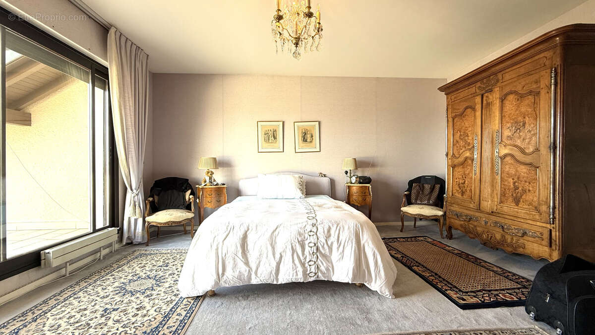 Maison à DIVONNE-LES-BAINS