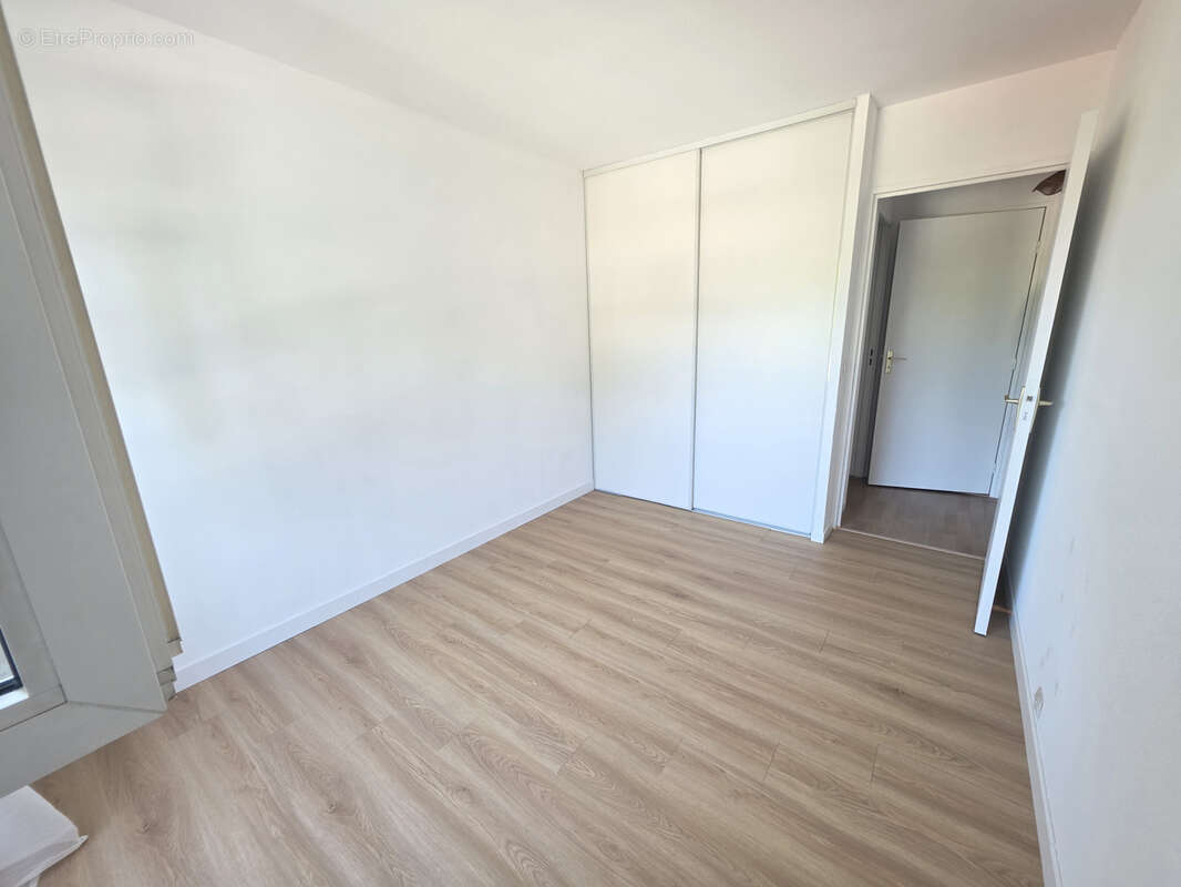 Pessac t3 de 68 m2 balcon et parking - photo 9