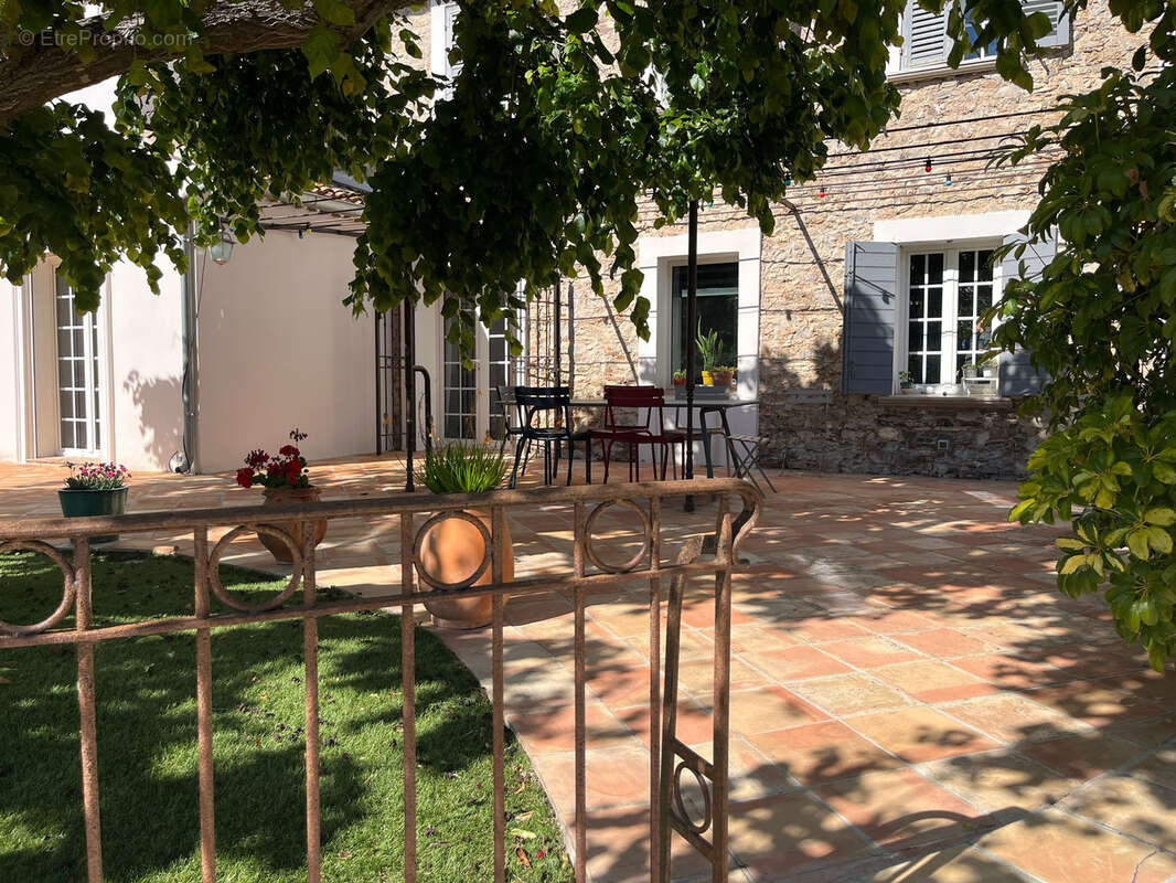 Maison à SIX-FOURS-LES-PLAGES