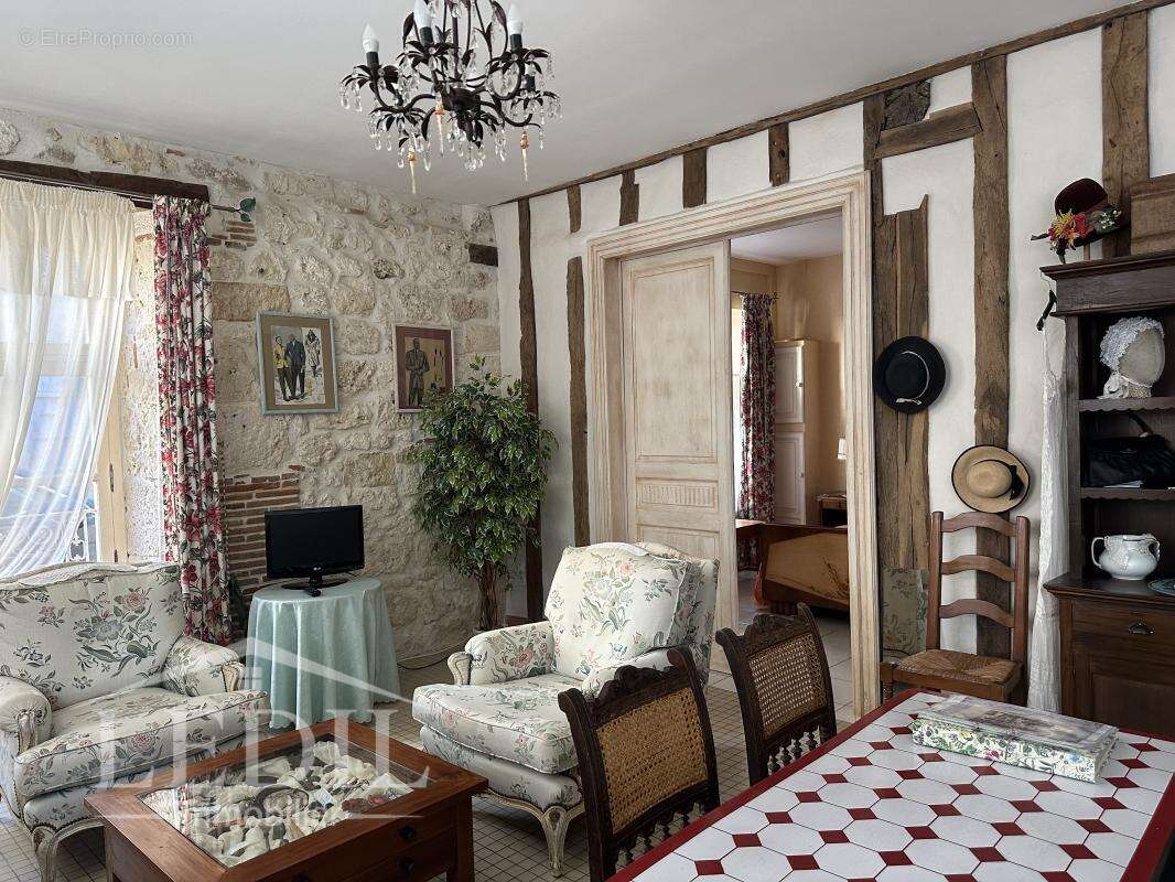 Maison à LECTOURE