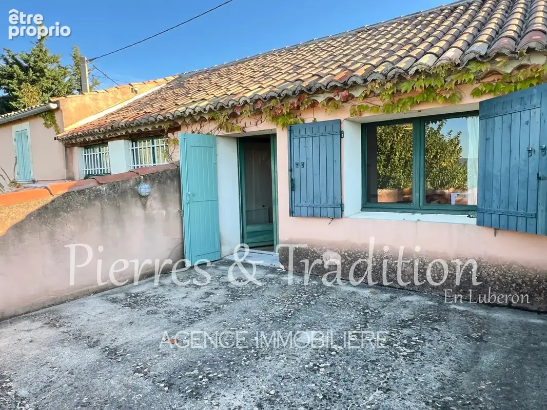 Propriété à St Saturnin les Apt avec vue et piscine - photo 14