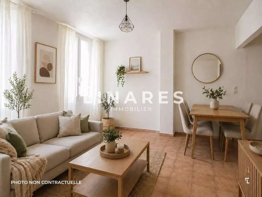 Appartement à MARSEILLE-1E