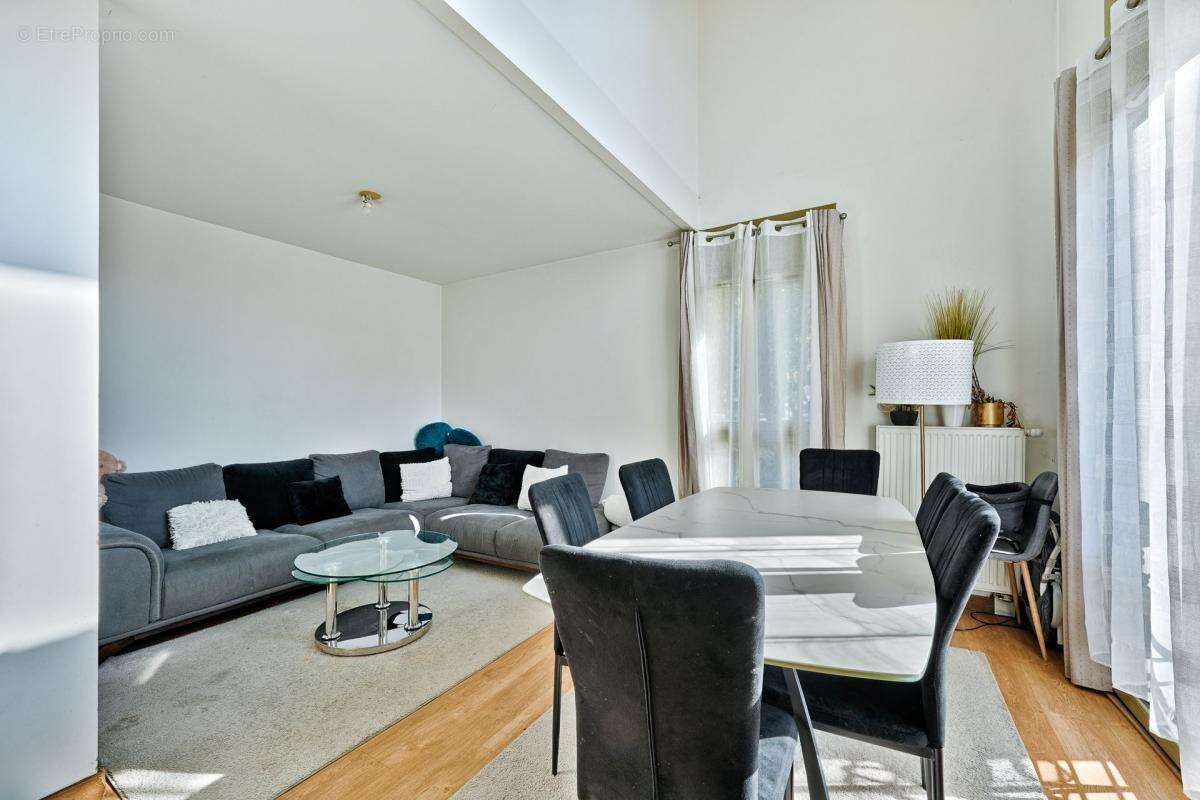 Appartement à JUVISY-SUR-ORGE