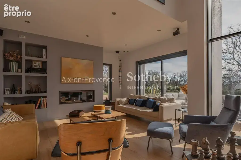 Propriété contemporaine de 250 m² sur un terrain arboré de 4 000 m² - photo 5