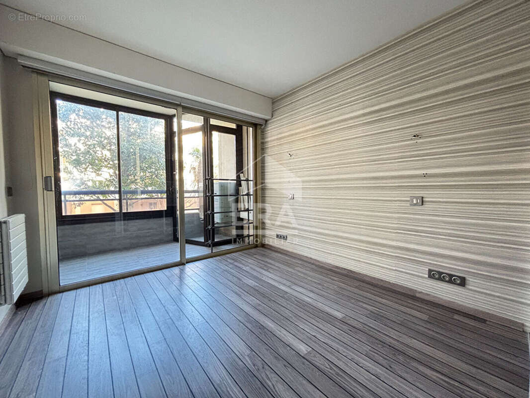 Appartement 85m² à Juan les Pins - photo 5