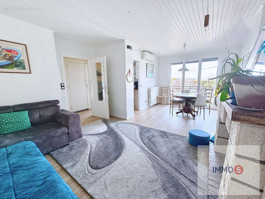 Appartement à BRY-SUR-MARNE