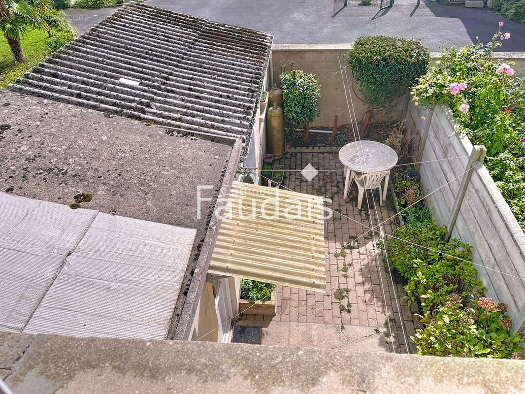 Maison à PERIERS