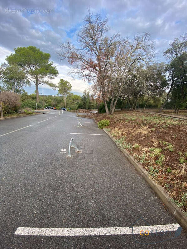Parking à FREJUS