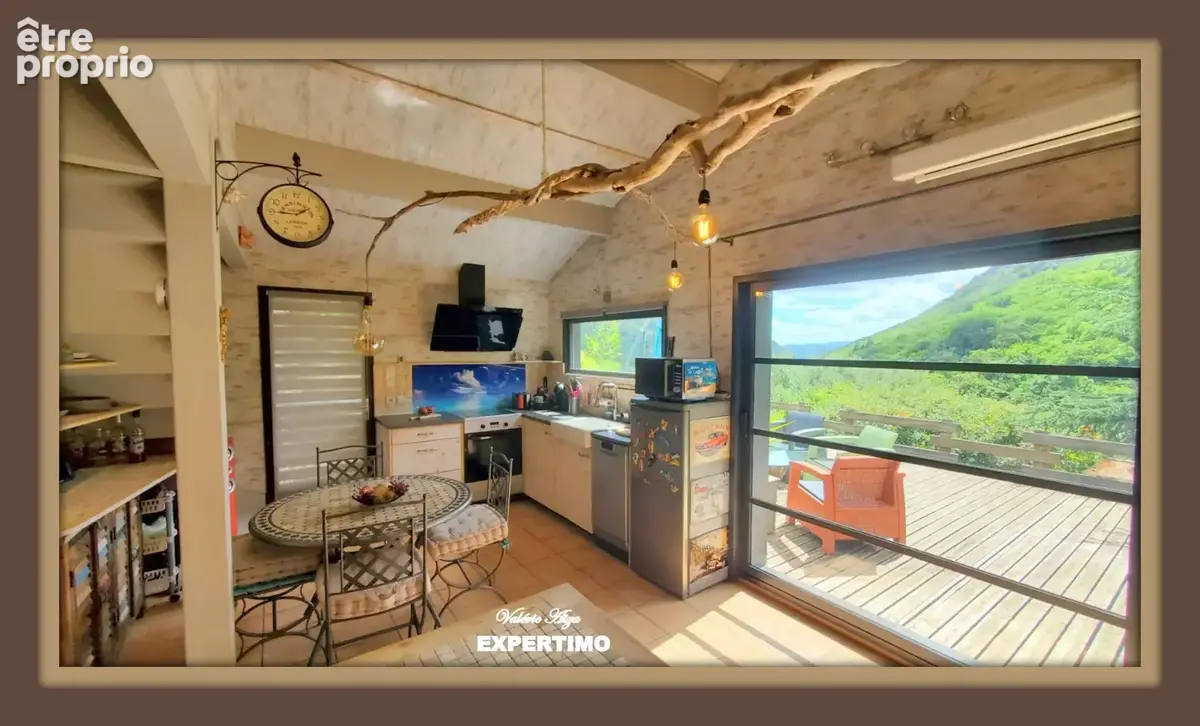 Maison avec piscine et terrain attenant - photo 8