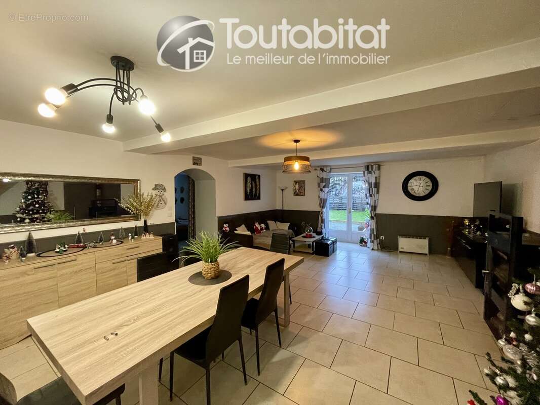 Maison à ROUVROY-SUR-AUDRY