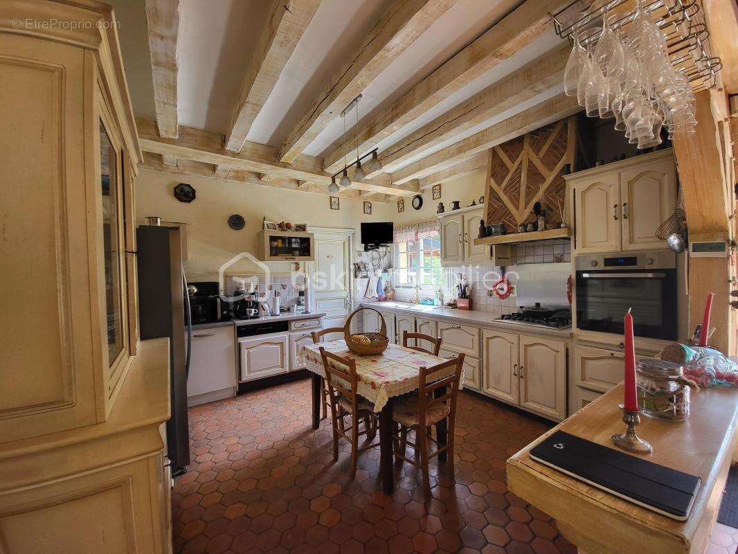 Maison à BOUZY-LA-FORET