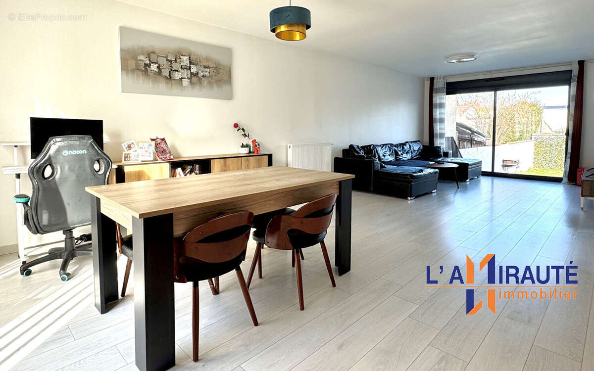 Maison à CARRIERES-SUR-SEINE