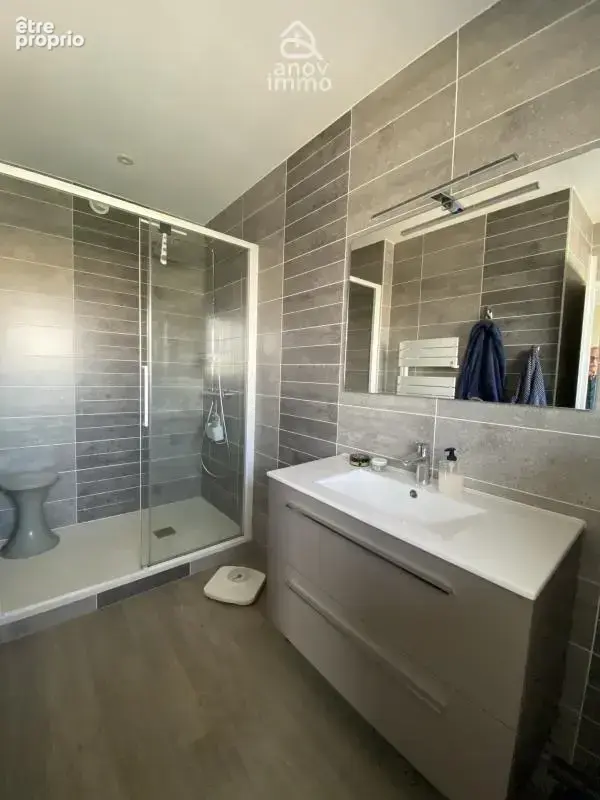 Appartement T5 coeur de ville, les sables d.olonne ,dernier é - photo 18