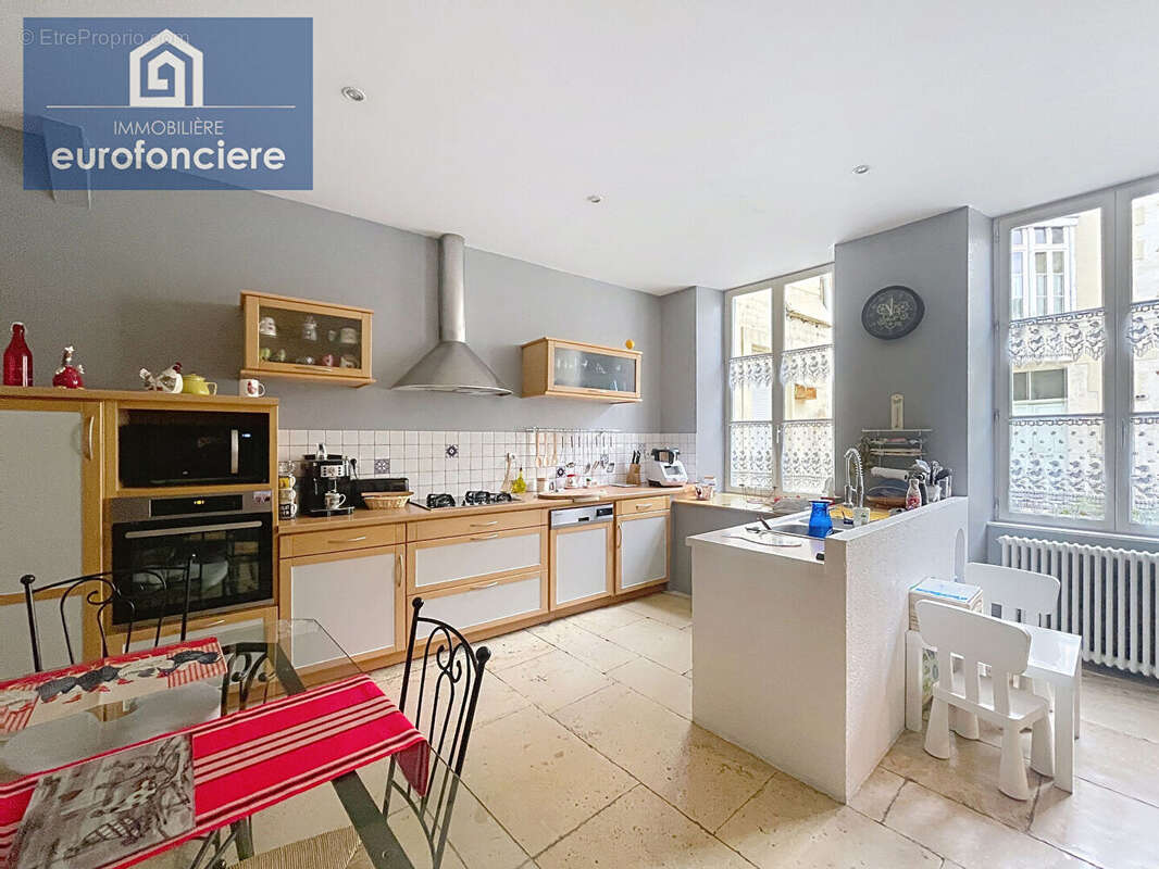 Appartement à BAR-SUR-AUBE