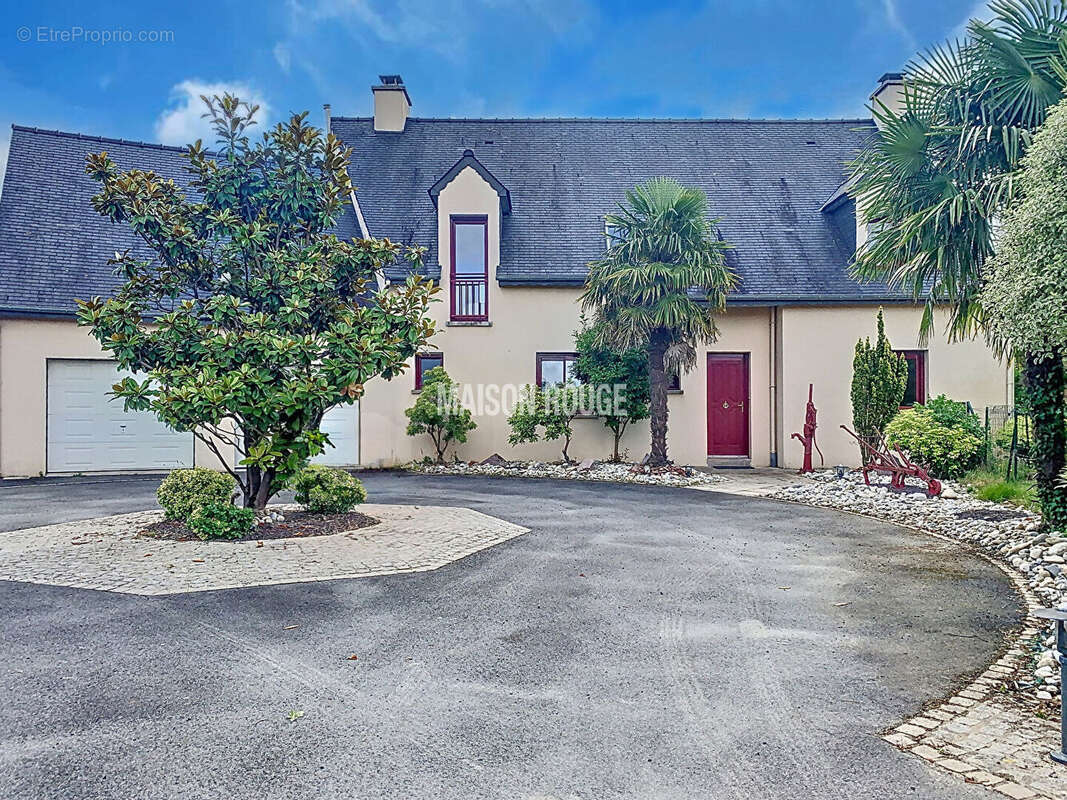 Maison à LONGAULNAY