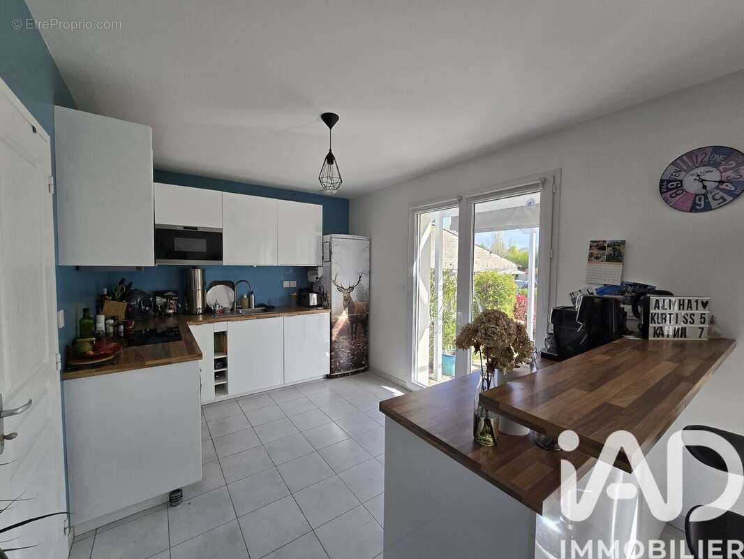Photo 6 - Maison à ISSE